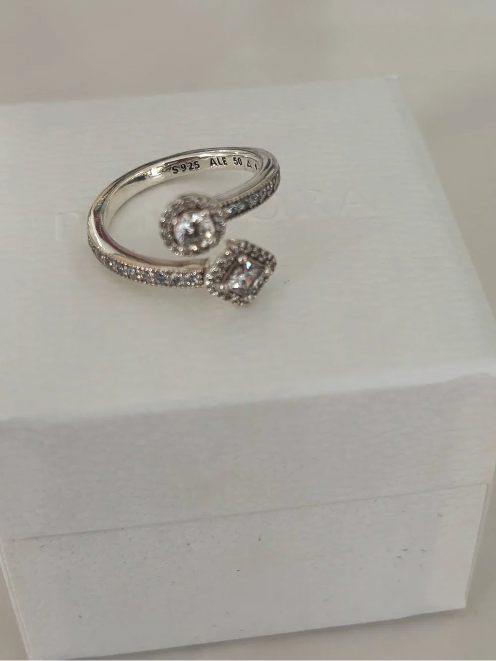 Pandora Abstract Elegance Clear Cubic Zirconia Ring S925 Size 5